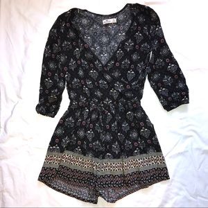 Hollister romper
